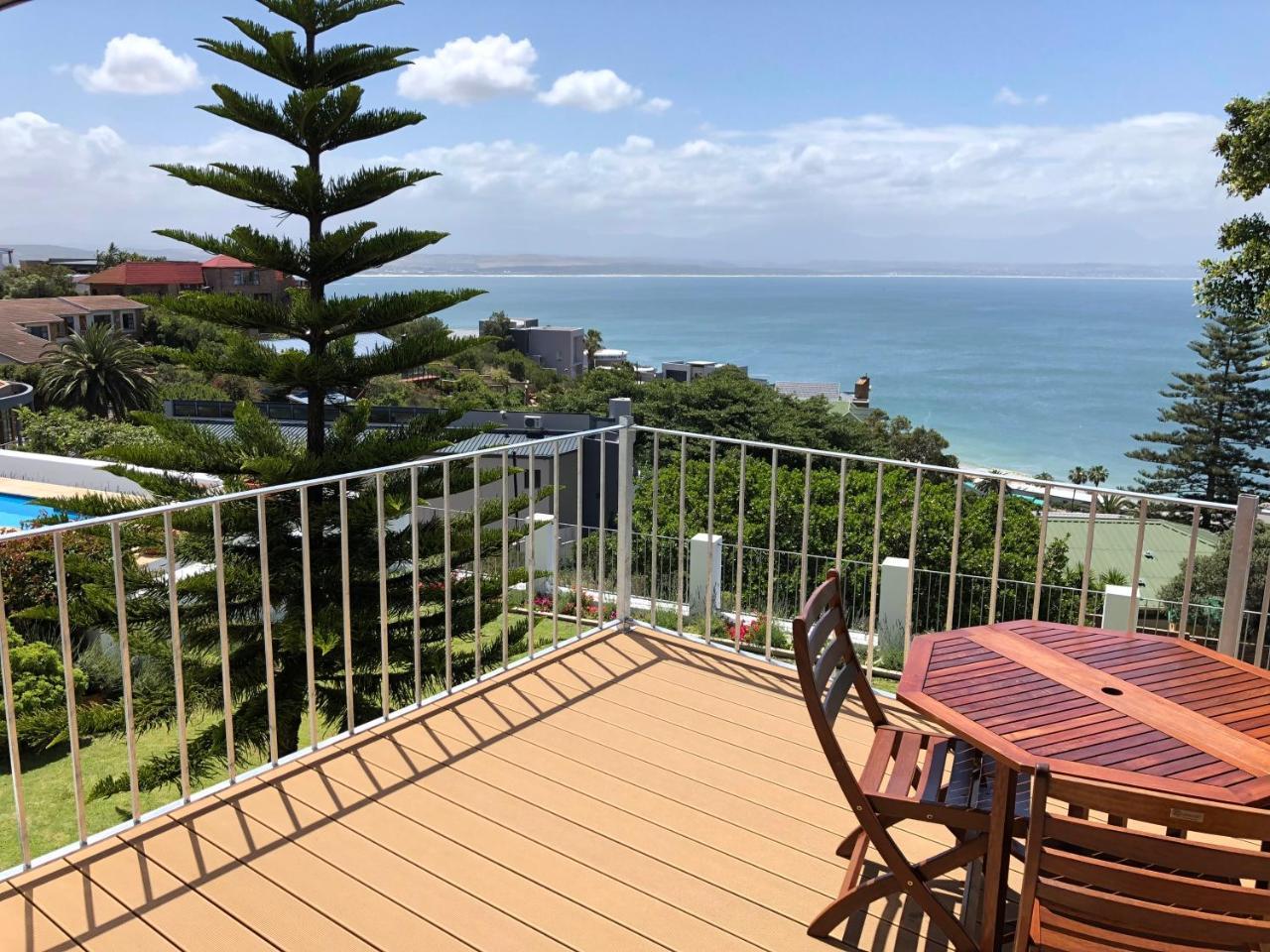 Lavandula Manor Self-Catering Mossel Bay Exterior photo